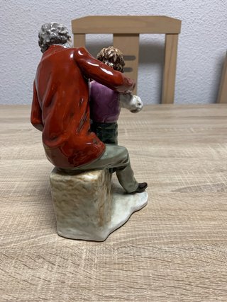 Figura cerámica Salvador Mallo