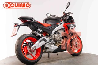 APRILIA TUONO 660