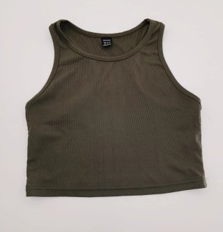 Top corto acanalado ñShein verde militar T.Xs
