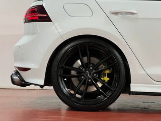 Volkswagen Golf R 2.0 TSI 300CV BMT 4Motion DSG