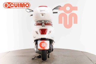 VESPA PRIMAVERA 125