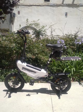 Bicicleta Eléctrica Pequeña 1800km SEMINUEVA