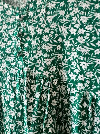 Vestido verde floral midi talla S