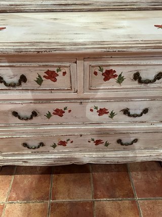 Mueble tocador decapado pintado a mano 1 metrox40