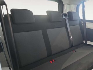 Peugeot Expert Combi BlueHDi 120 S&S Standard 88 kW (120 CV)