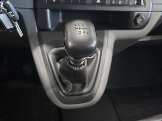 Peugeot Expert Combi BlueHDi 120 S&S Standard 88 kW (120 CV)