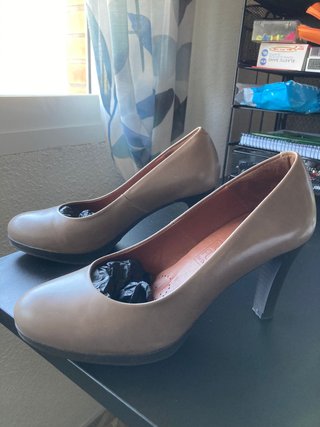 Zapatos Tacón Desireé Piel Talla 38 Beige/Marrón