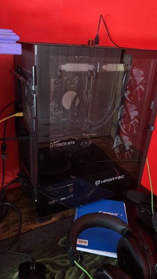 PC Gaming MSI GeForce RTX + Monitor