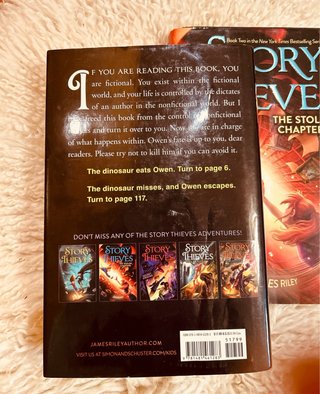 (8-12años)collection Story Thieves (como nuevos)