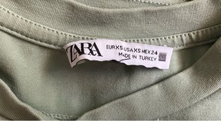 Top verde Zara