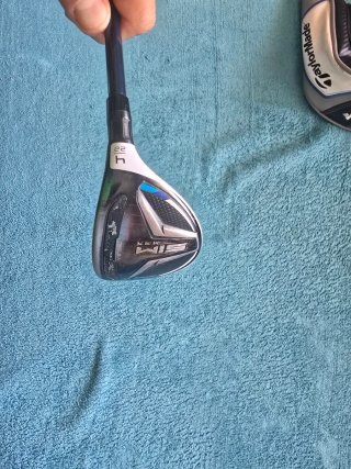 Híbrido 4 22° Taylormade sim max Regular