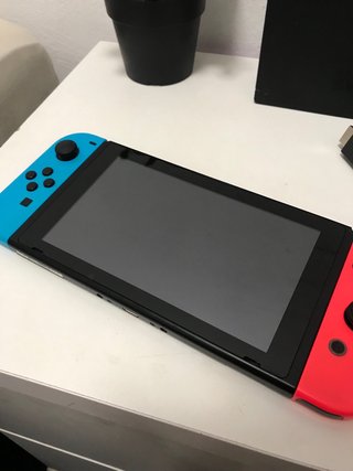 IMPECABLE!! Nintendo Switch + accesorios