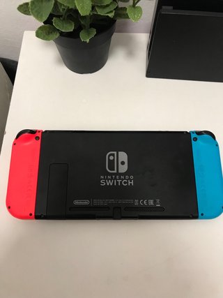 IMPECABLE!! Nintendo Switch + accesorios
