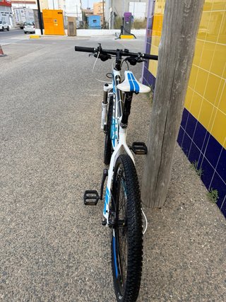 Bicicleta Orbea Alma 26”