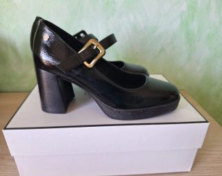 Zapatos de tacón Carmela negros