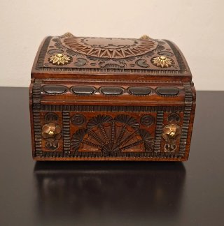 Antigua Caja Labrada - Fogués - Madera - 1950/70.