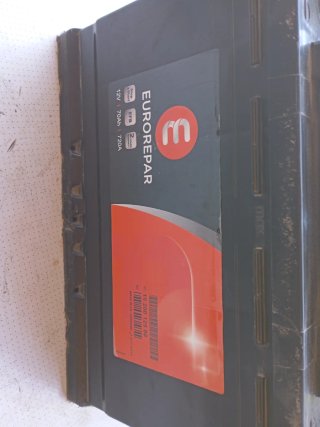 Batería Coche EUROREPAR 70Ah 720A
