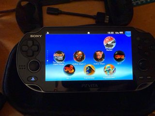 Ps Vita OLED Negra + Accesorios
