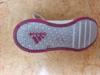 Zapatillas Adidas Blancas y Rosas