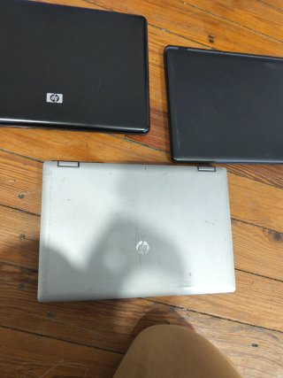 Tres portatiles / dos HP y un Acer