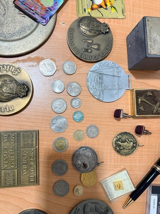 Lote de Monedas y Medallas Coleccionables