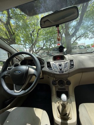 Ford Fiesta 2009 beige 108.000km