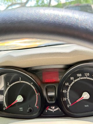 Ford Fiesta 2009 beige 108.000km