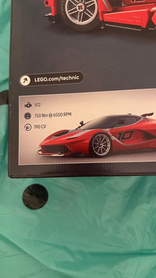 LEGO Technic Ferrari FXX K 42212 (897 piezas)