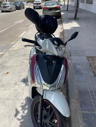 Honda SH 125i Scooter Plata