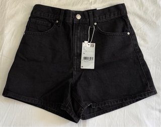 Pantalón corto vaquero negro Talla 34