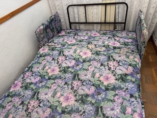 Sofá Cama Floral, y topper viscolástico