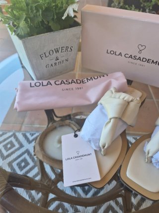 Sandalias Lola Casademunt Talla 37 Beige