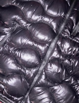 Blauer Giubbotto Nero con Cappuccio e Pelliccia