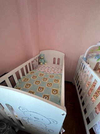 Cuna Micuna con cajón y ropa de cama