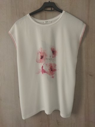 Camiseta  S Blanca floral Mango