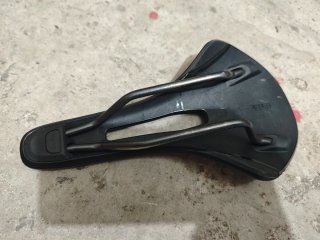 Sillín Fizik Vento Negro