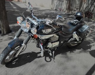 Kymco Venox 250i : IMPONENTE