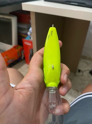 Señuelo de pesca sin usar