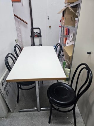 Pack mesa + 4 sillas