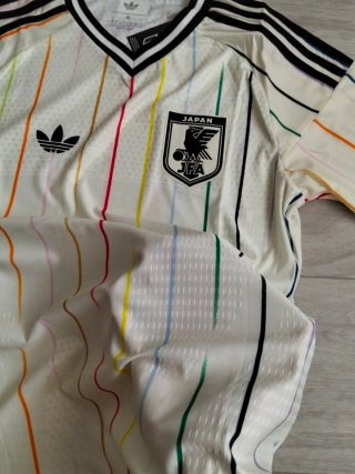 Camiseta Japón preciosa, sin estrenar. Talla M