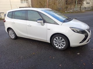 Opel Zafira Tourer 2015