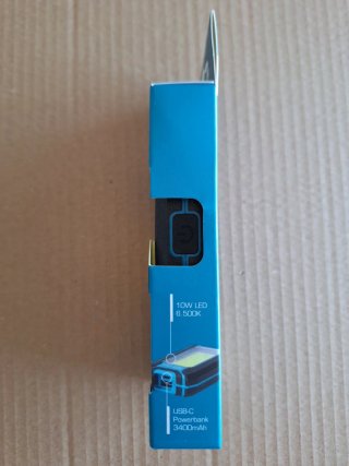 NUEVA. Linterna Led profesional KOMA PRO 10W USB