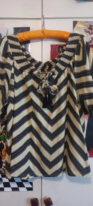Blusa amarilla y Negra Zigzag Talla Única