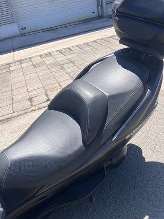 Suzuki Burgman 400 ABS Negra