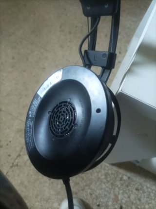 Auriculares Razer Negros solo faltan almuadill