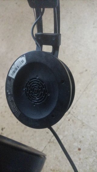 Auriculares Razer Negros solo faltan almuadill