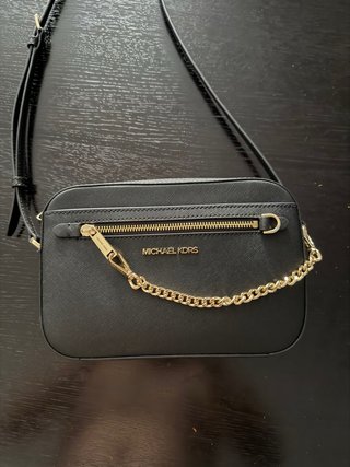 Bolso Michael Kors Negro y Dorado