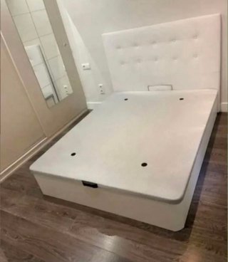Cama con canapé abatible