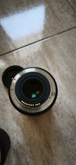 Sigma 18-35mm f/1.8 DC HSM Montura EF