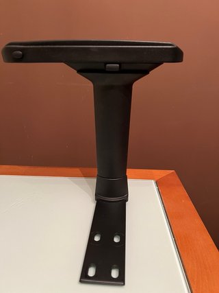 Reposabrazos Silla DXRacer king.